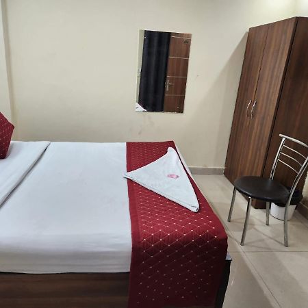 نيودلهي Hotel Cozy Cave المظهر الخارجي الصورة