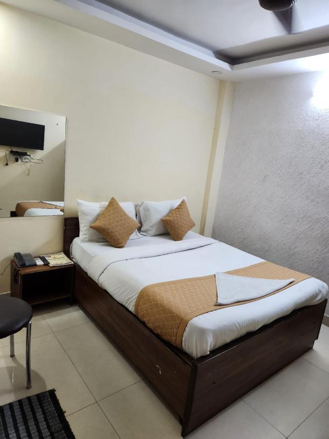 نيودلهي Hotel Cozy Cave المظهر الخارجي الصورة
