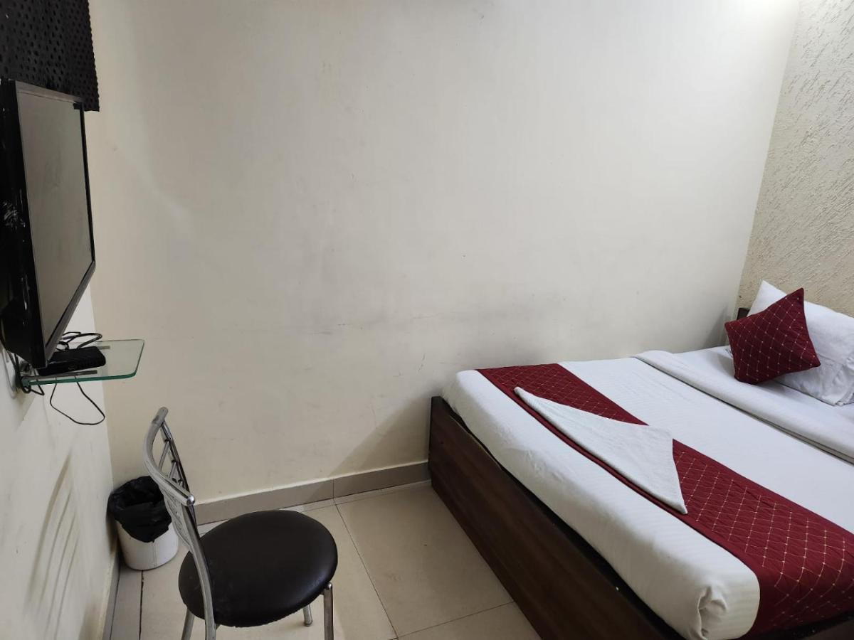 نيودلهي Hotel Cozy Cave المظهر الخارجي الصورة