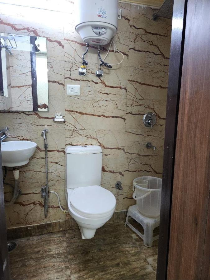 نيودلهي Hotel Cozy Cave المظهر الخارجي الصورة