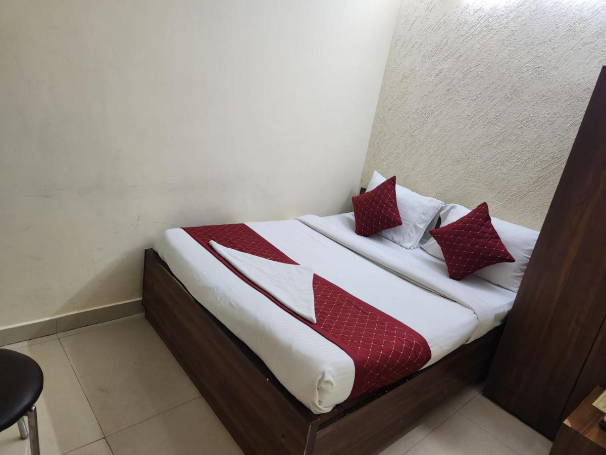 نيودلهي Hotel Cozy Cave المظهر الخارجي الصورة
